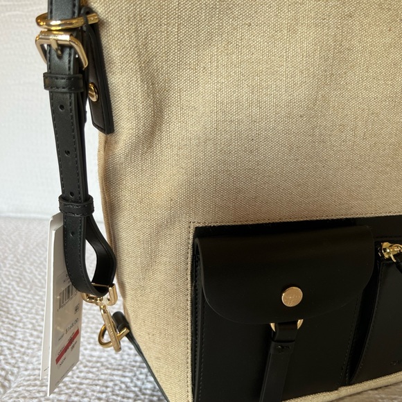Calvin Klein purse. Tan tweed/linen material with black leather pockets/handles - Picture 3 of 10